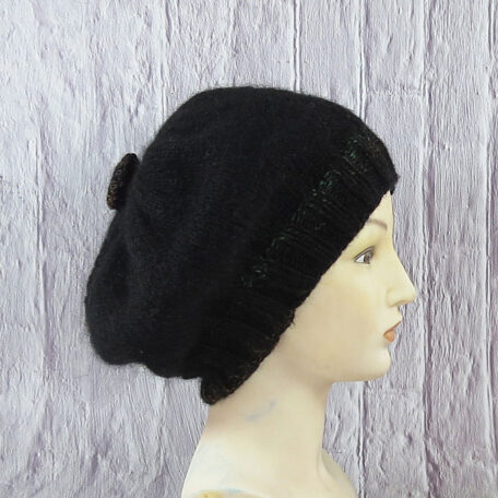 Beret noir bouton mélange angora